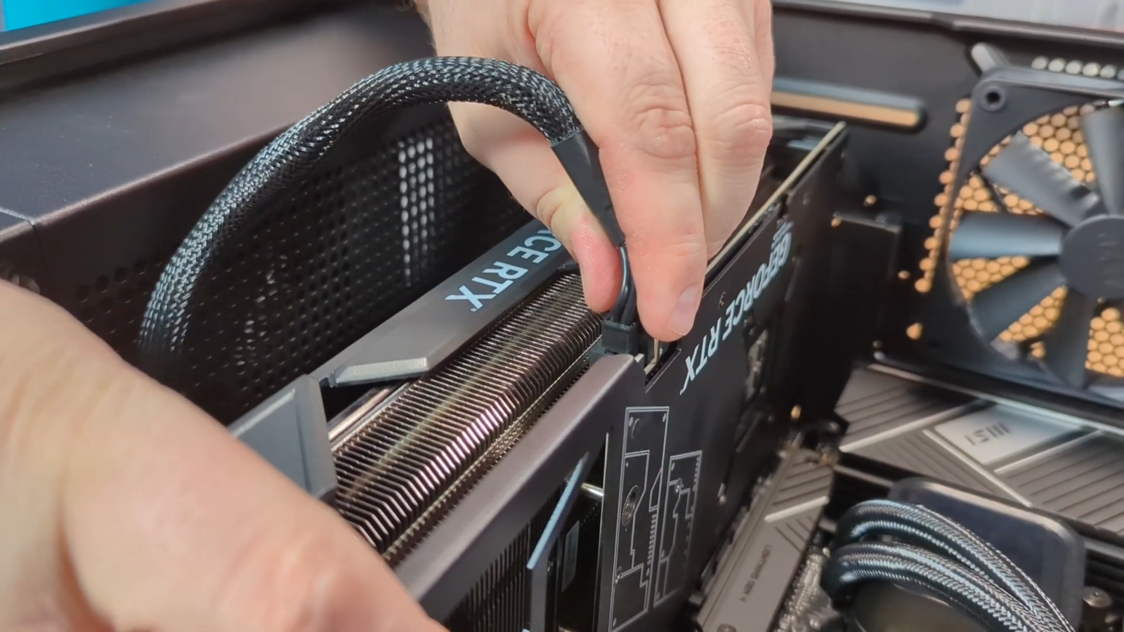 Connecting PCIe power cables to GPU 8 pin or 12VHPWR